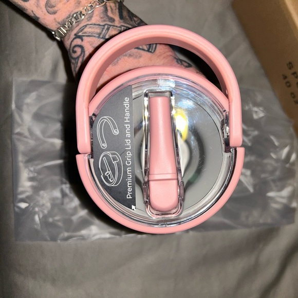 HydroJug 40oz Sport “Wildflower” - Picture 4 of 4